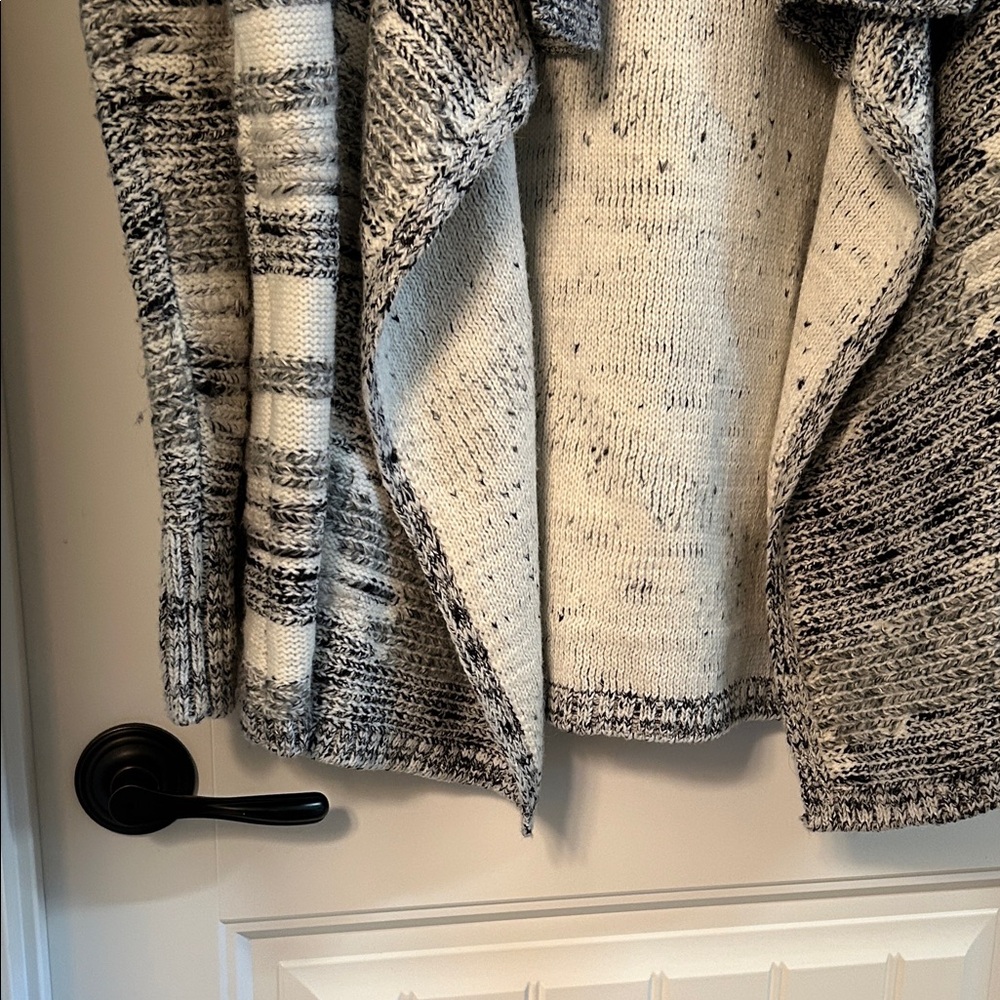 Lou & Grey Marled Gray and Cream Cardigan - Picture 4 of 6